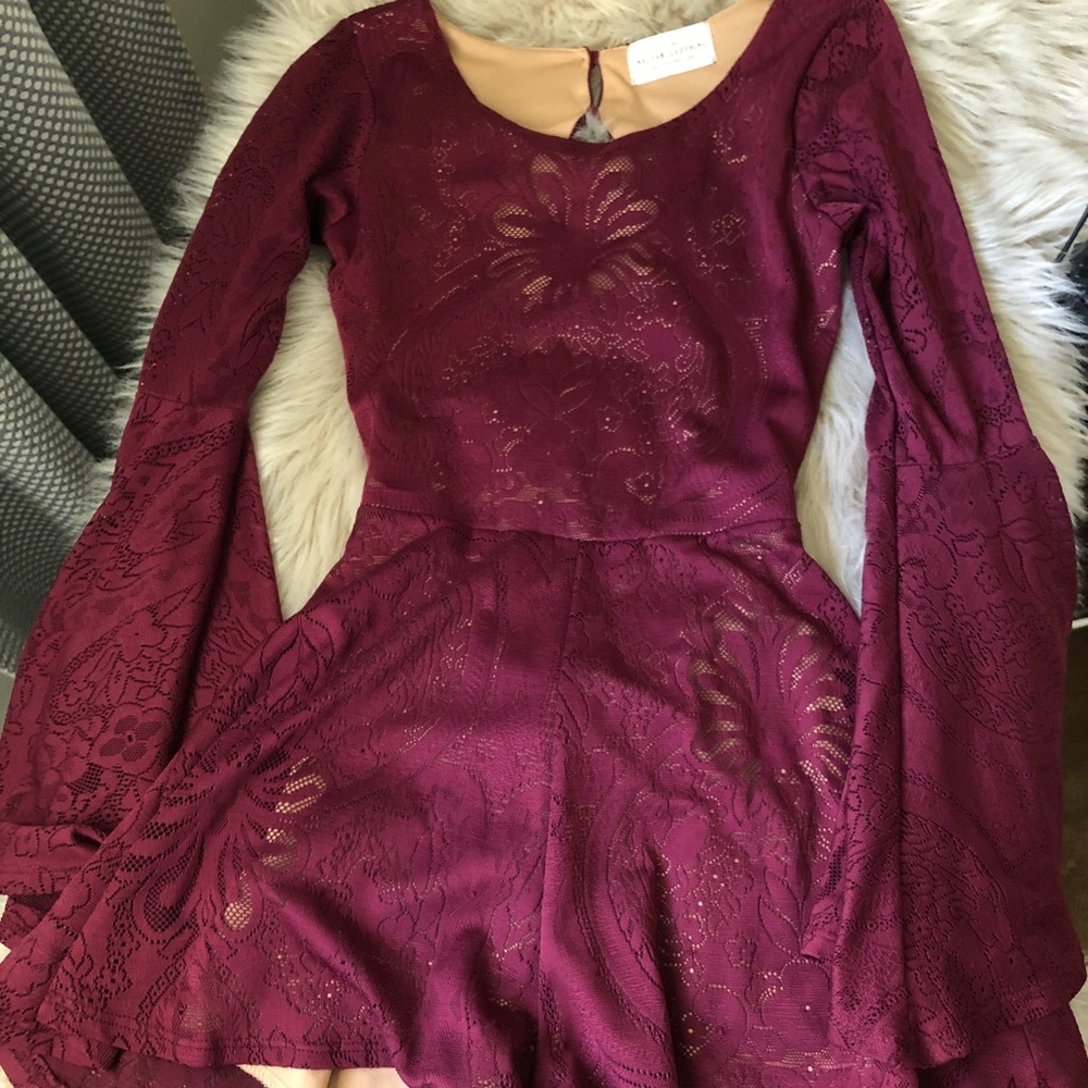 Nectar Bell Sleeve Romper